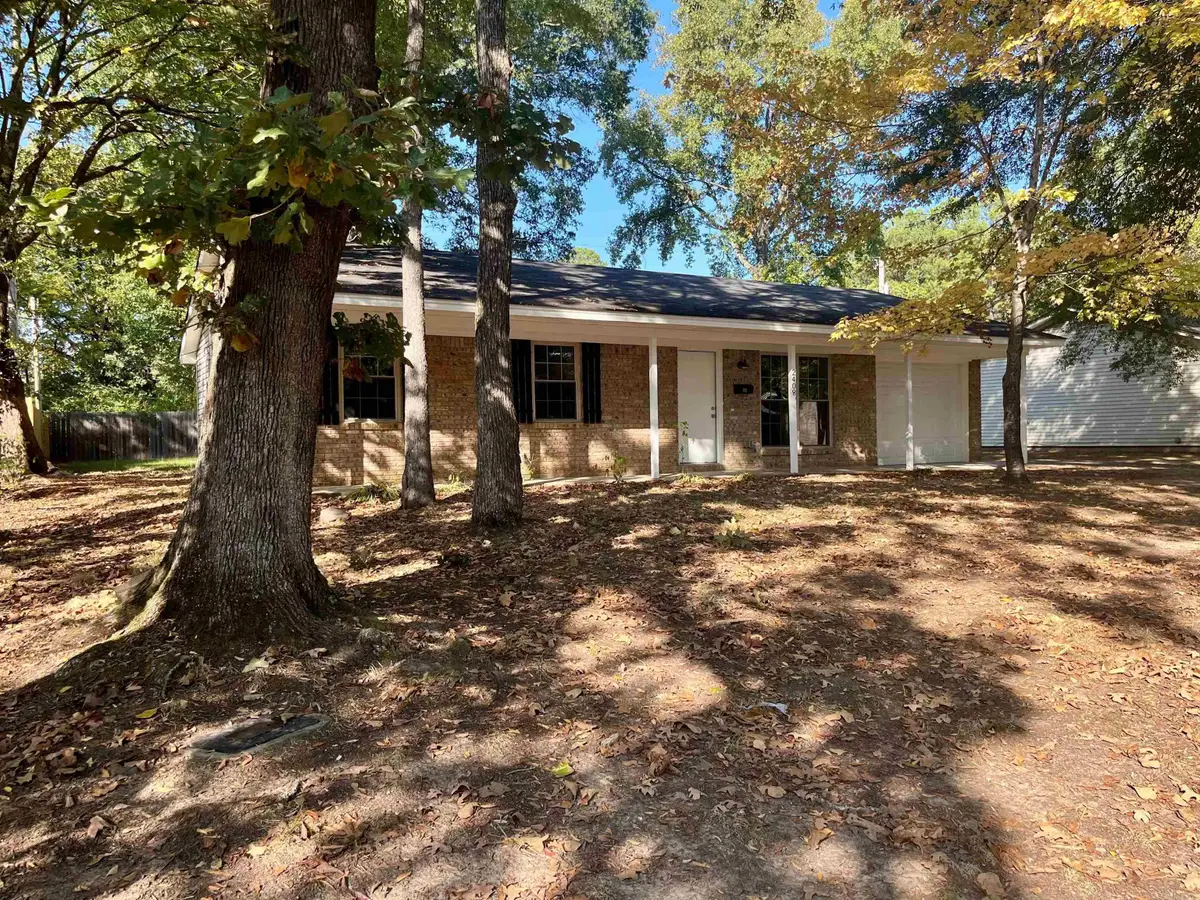 2408 Broadview Ave, Conway, AR 72034 - #1