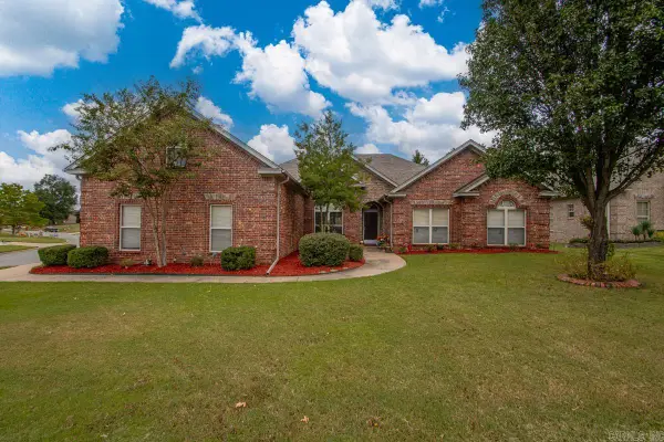 141 Scenic Valley Loop, Maumelle, AR 72113