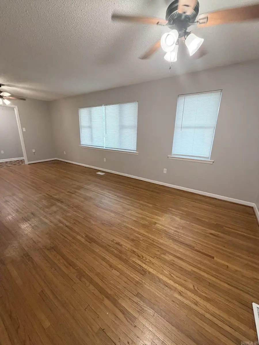 1 Oriole Circle, Little Rock, AR 72205 - #3