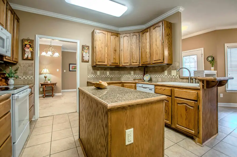 2602 Laurel, Benton, AR 72015 - #3