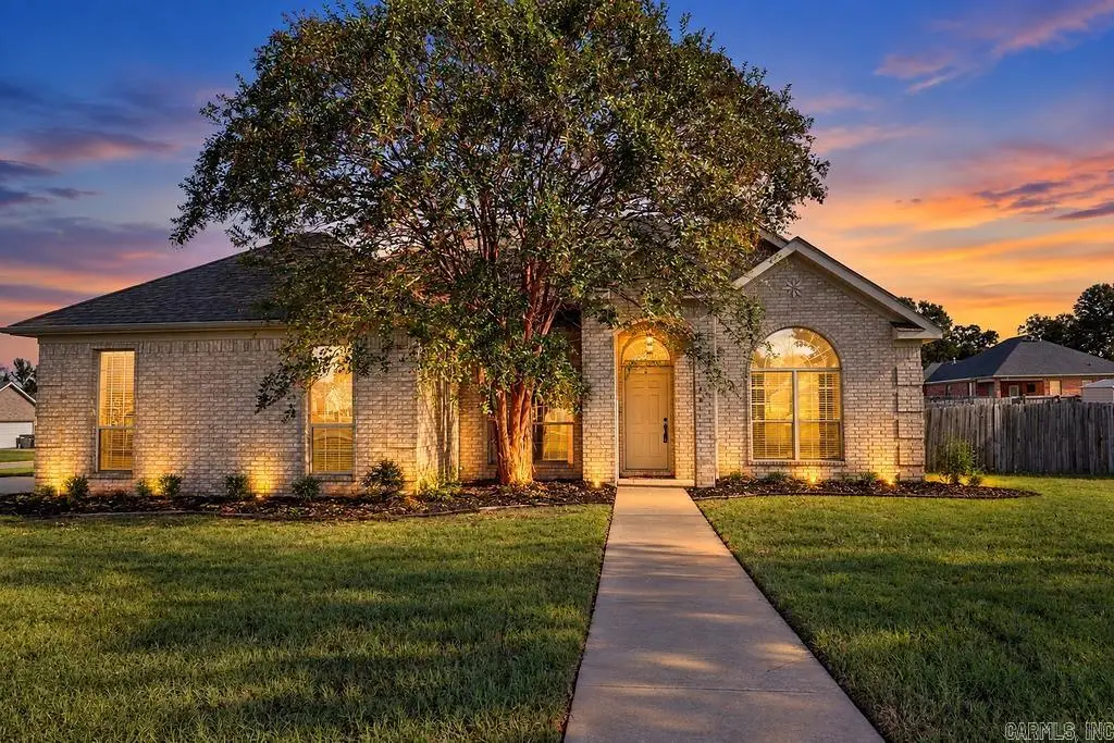 6016 Base Meadows Dr, Jacksonville, AR 72076 - #1