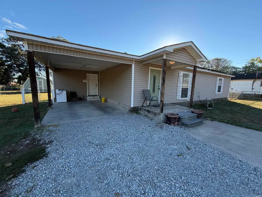922 N Ozark Avenue, Trumann, AR 72472 - #3