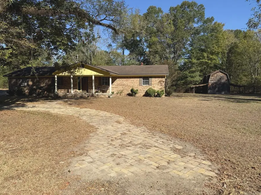 302 9th Avenue, Leola, AR 72084 - #2
