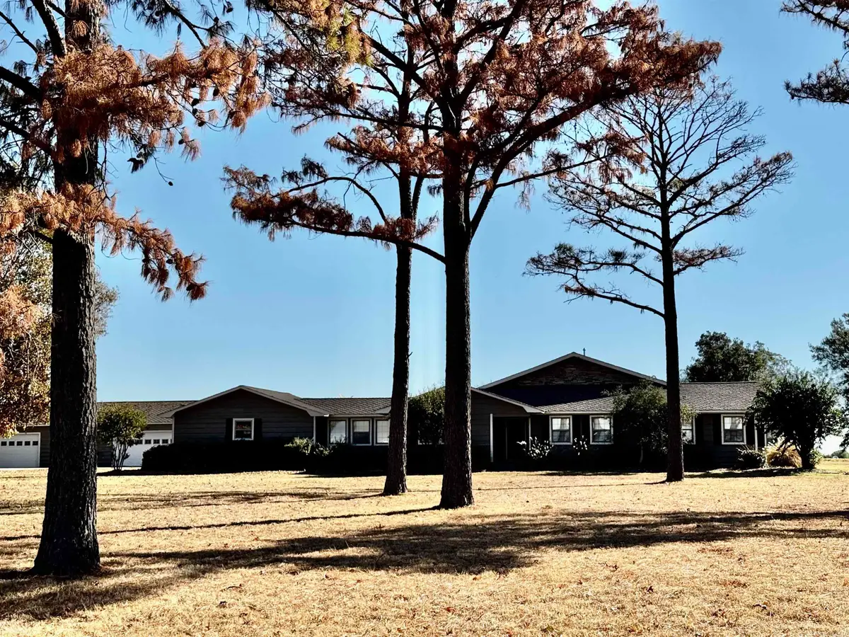 108 Carle Drive, Stuttgart, AR 72160 - #1