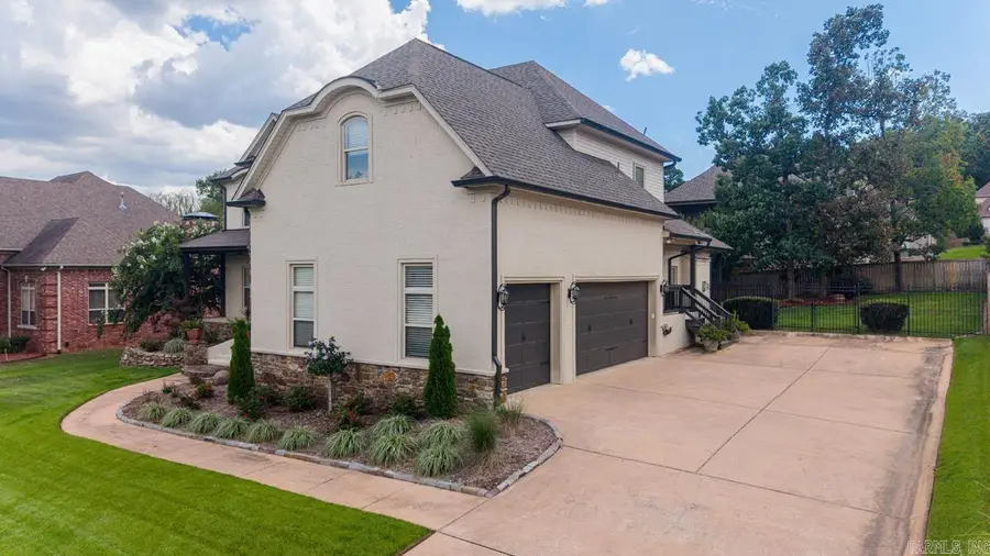 135 Courts Lane, Little Rock, AR 72223 - #2
