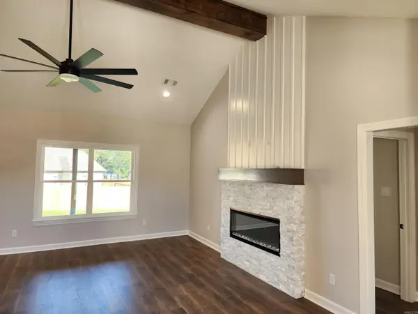 15 Ravell Road, Cabot, AR 72023