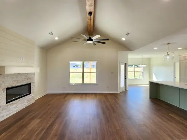 24 Ravell Road, Cabot, AR 72023