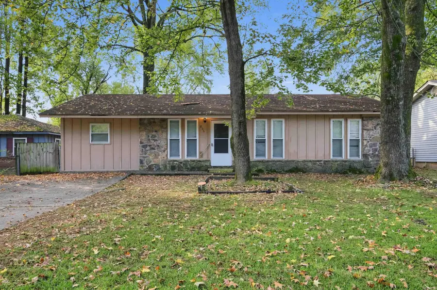 806 Towering Oaks Drive, Jacksonville, AR 72076 - #3