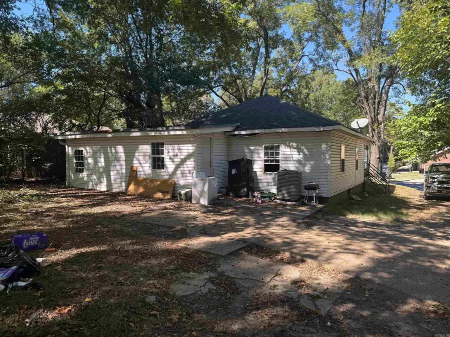 1405 W Washington Avenue, Jonesboro, AR 72401 - #2