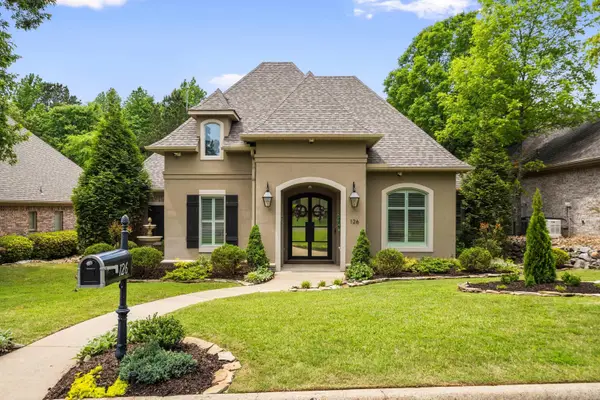 126 Gardens Gate Circle, Hot Springs, AR 71913