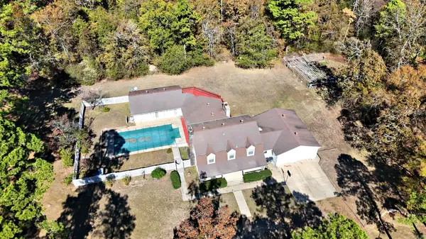 201 Deer Run Lane, Mena, AR 71953