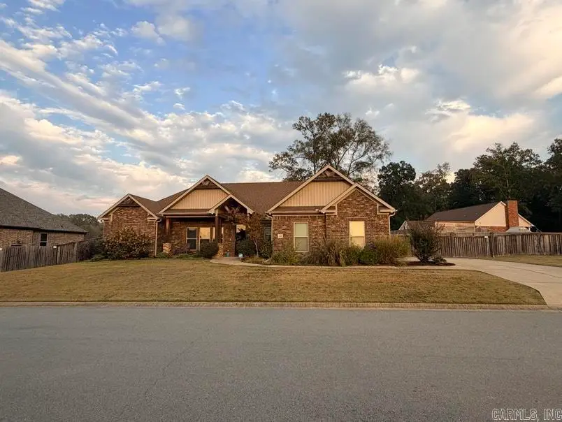2046 Englewood Cv, Benton, AR 72019 - #2