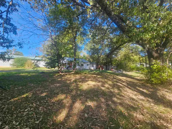 504 N 65 Highway, Marshall, AR 72650