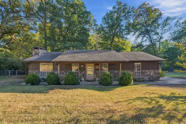 808 Kenwood, Benton, AR 72019