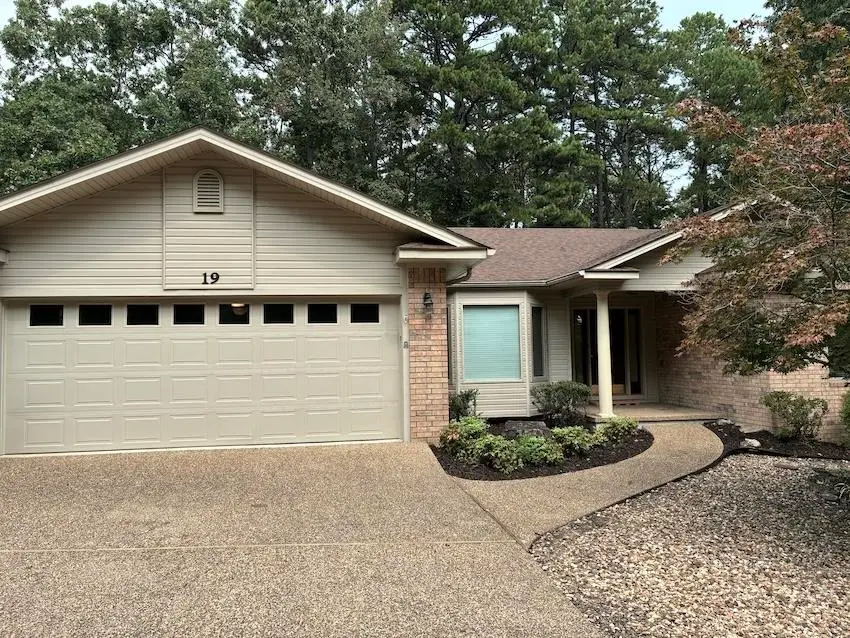 19 Jumilla Ln, Hot Springs Village, AR 71909 - #1