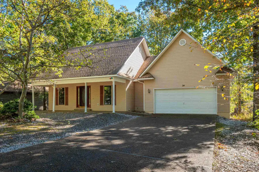 24 Orense Circle, Hot Springs Village, AR 71909 - #3