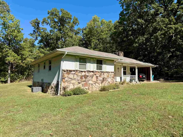 1316 Edgewater Road, Horseshoe Bend, AR 72512