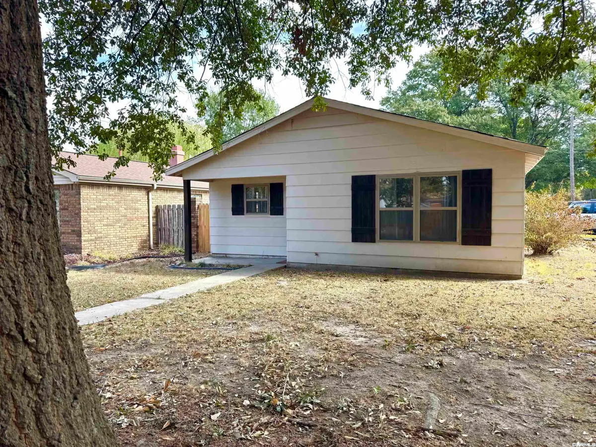 1211 S Wood Street, Stuttgart, AR 72160 - #1