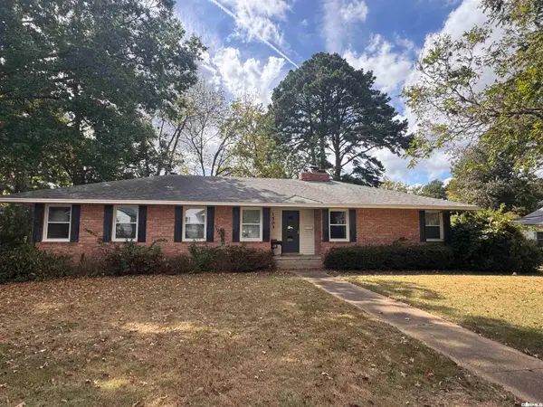 1503 E Market, Searcy, AR 72143