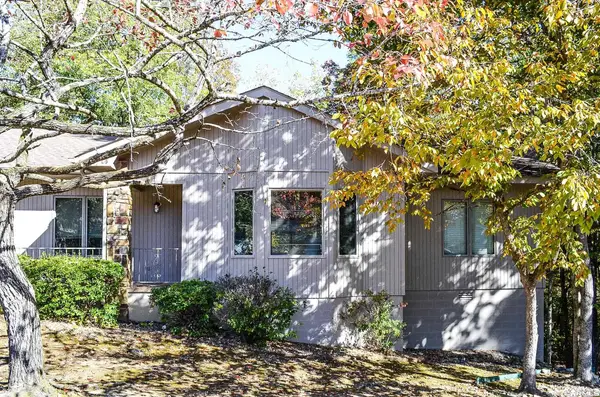 15 Lanza Court, Hot Springs Village, AR 71909