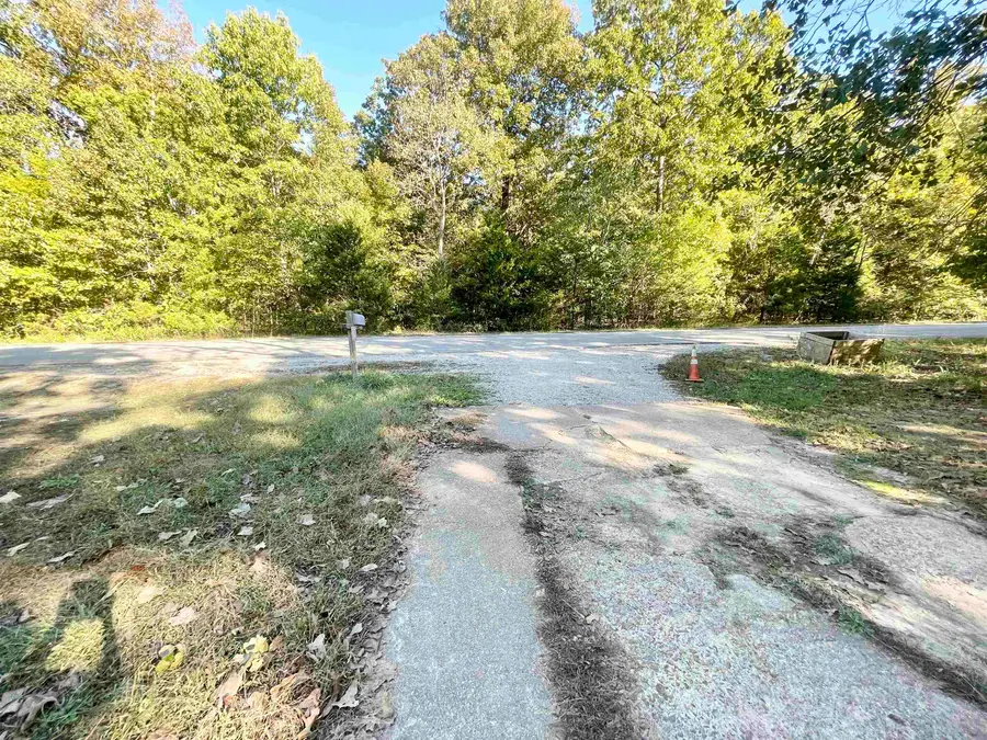 1407 Clark Lane, Horseshoe Bend, AR 72512 - #3