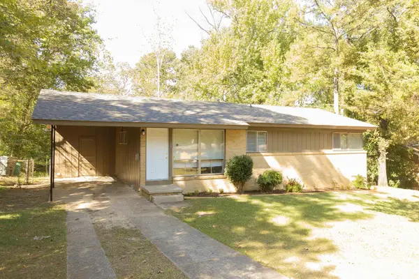 26 Greenway Drive, Little Rock, AR 72209