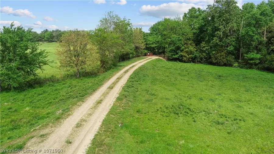 32998 Calhoun Road, Shady Point, OK 74956 - Image #2