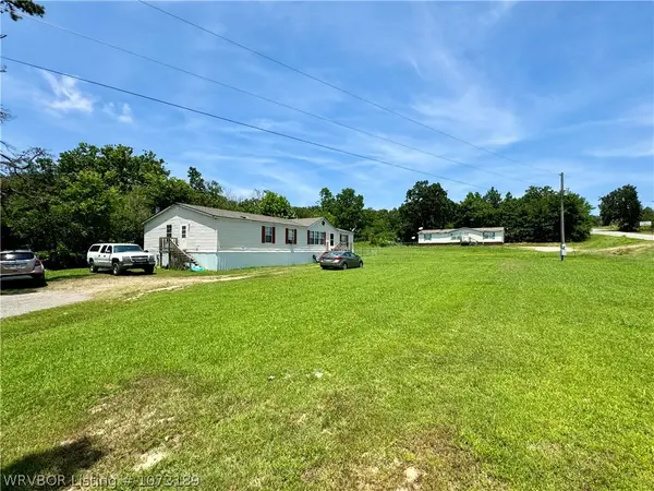 476967 E 1090 Road, Roland, OK 74954