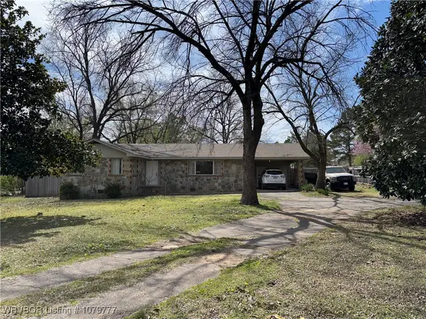 111 Witteville Road, Poteau, OK 74953