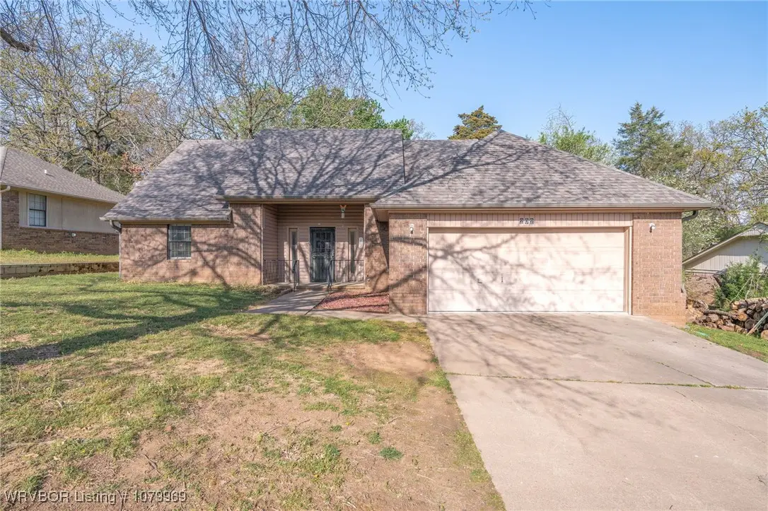 202 Elfen Glen Street, Van Buren, AR 72956 - Image #1