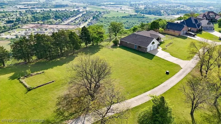 350 Vista Grande Drive, Poteau, OK 74953 - Image #2