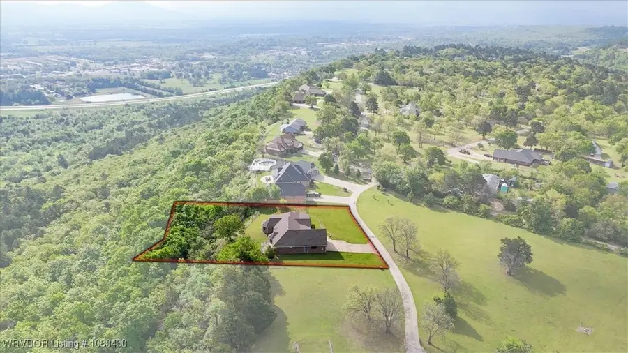 350 Vista Grande Drive, Poteau, OK 74953 - Image #3