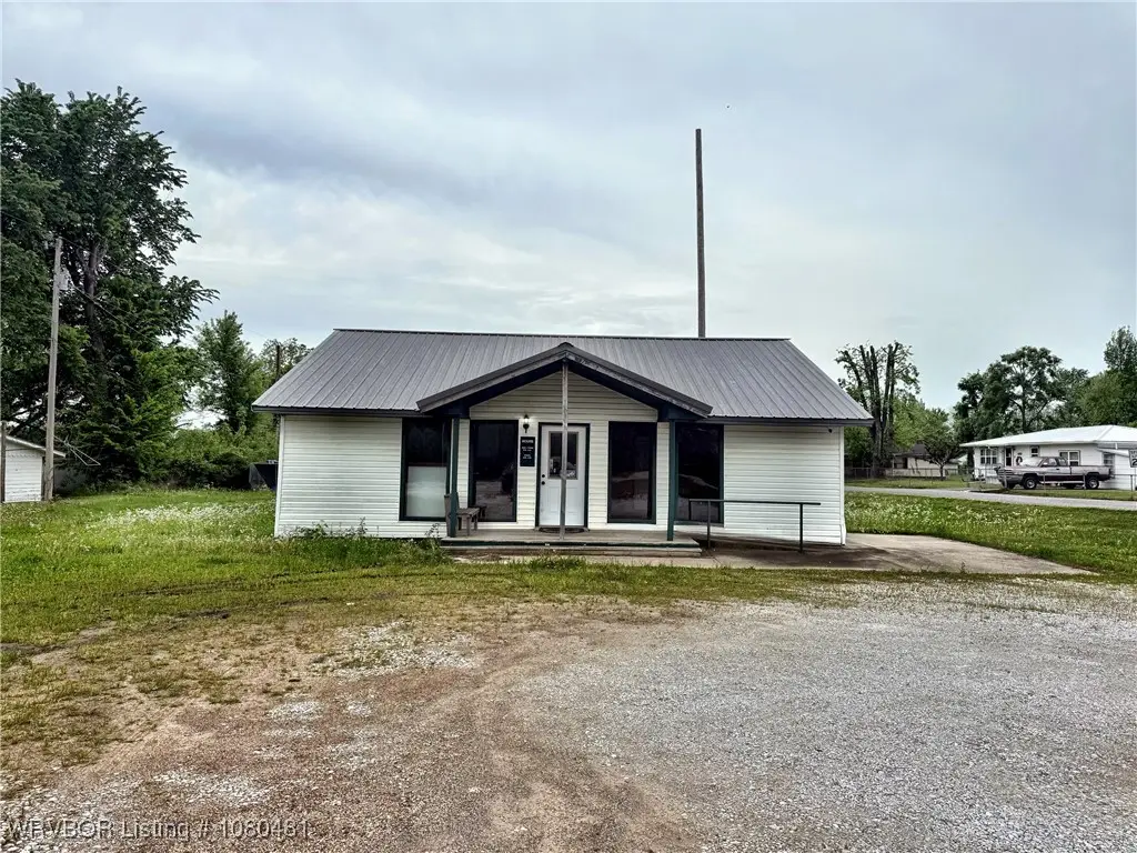 601 E Schley Street, Vian, OK 74962 - Image #1