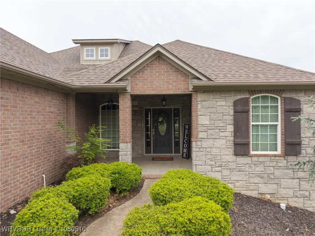 6914 Woodhaven Circle, Fort Smith, AR 72916 - Image #1