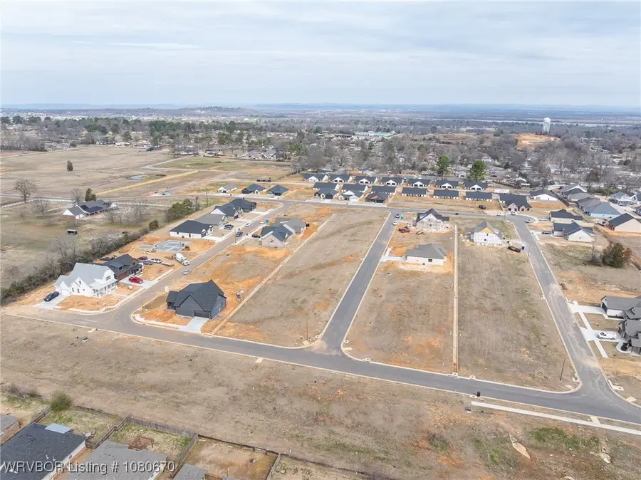 1906 Yellowstone Drive, Barling, AR 72923 - Image #3
