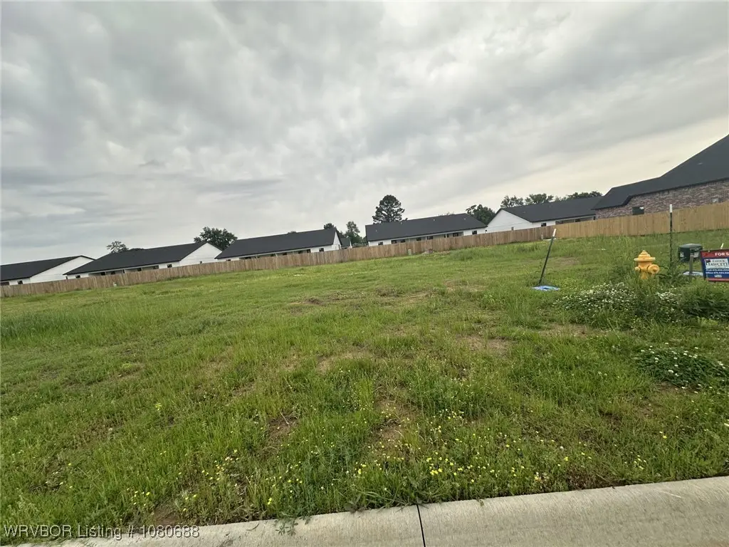 1910 Yellowstone Drive, Barling, AR 72923 - Image #1