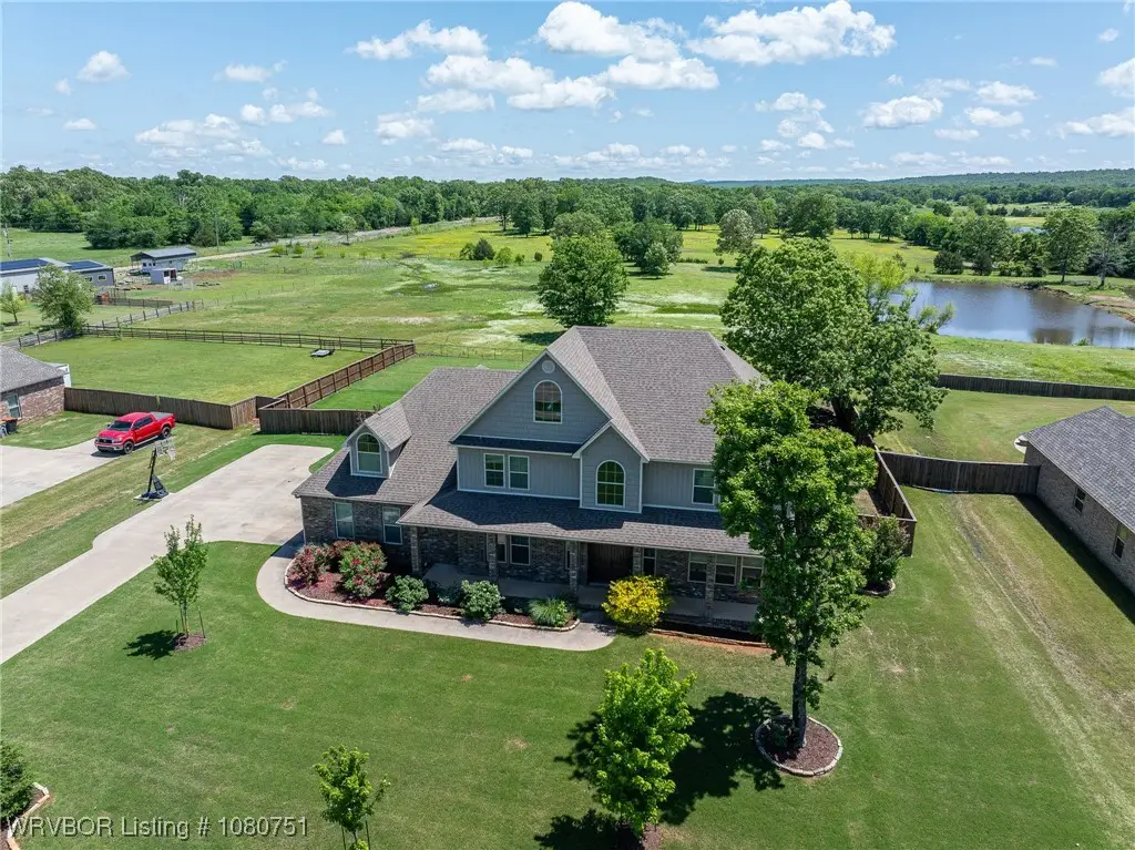 420 S Deerwood Drive, Greenwood, AR 72936 - Image #1