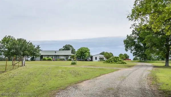 471804 1070 Road, Muldrow, OK 74948