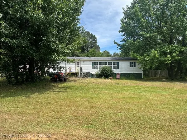 8426 E Tate Lane, Lavaca, AR 72941