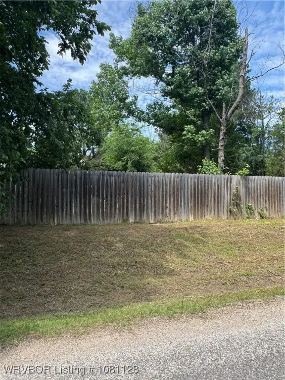 8426 E Tate Lane, Lavaca, AR 72941 - Image #2