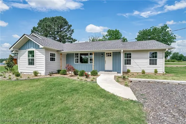 1909 Cason Bottoms Road, Lavaca, AR 72941