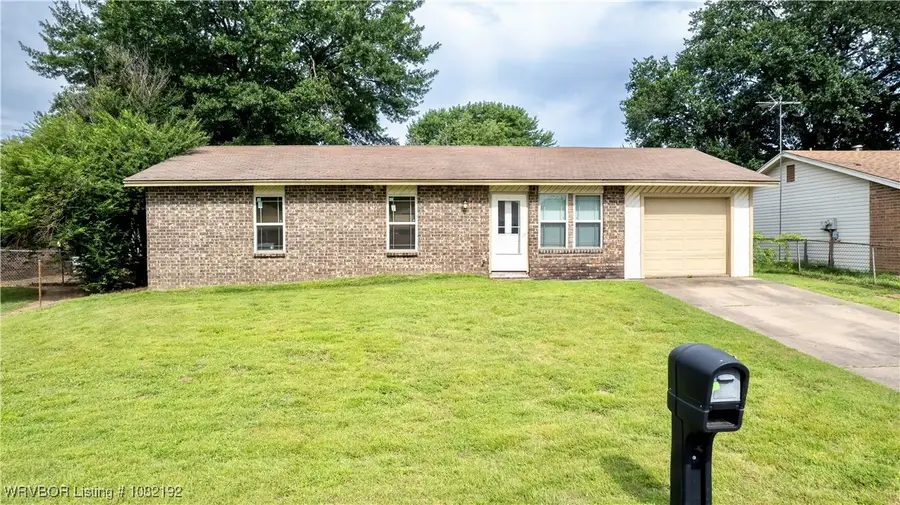 105 N Circle B, Roland, OK 74954 - Image #2