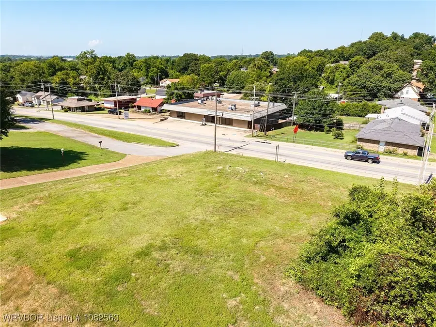 2807 Jenny Lind Road, Fort Smith, AR 72903 - Image #2