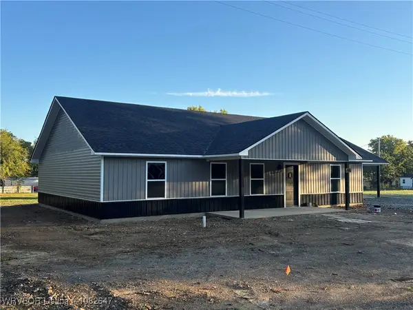 21406 W 6th Street, Howe, OK 74940