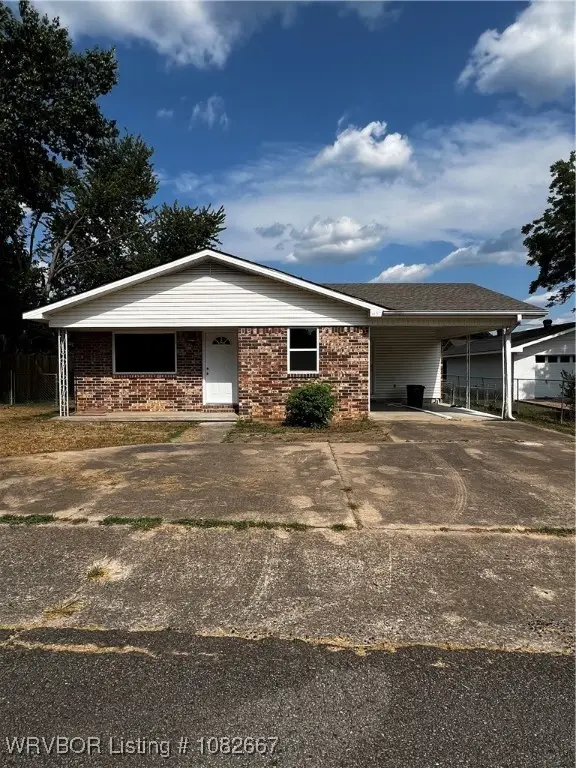 513 4th Street, Paris, AR 72855 - Image #2
