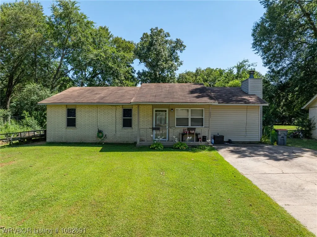 1005 N Street, Barling, AR 72923 - Image #1