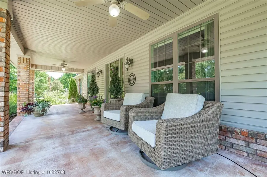 24802 Wolf Mountain Road, Wister, OK 74966 - Image #2