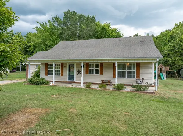 4726 Furry Road, Van Buren, AR 72956