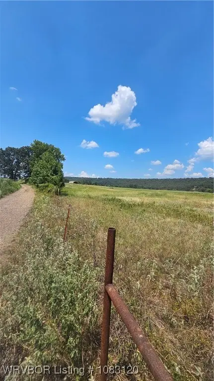 8468 Cambridge Road, Altus, AR 72821