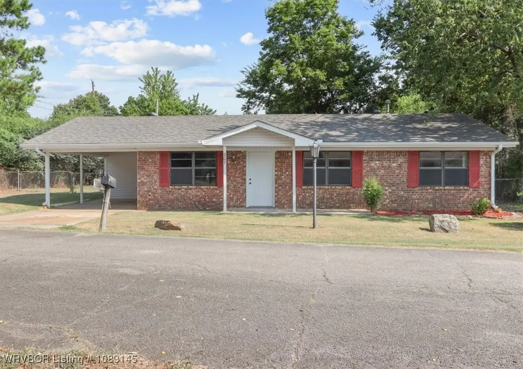 207 Thompson, Poteau, OK 74953 - Image #1